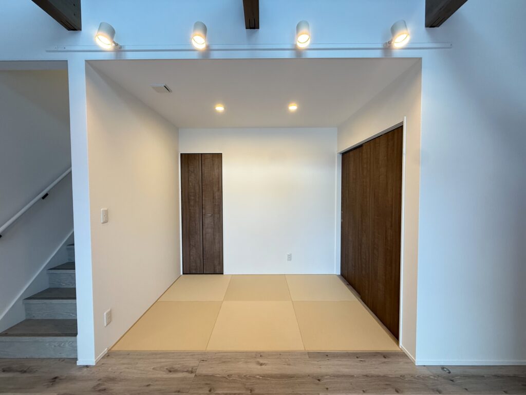 収納付き3帖の和室